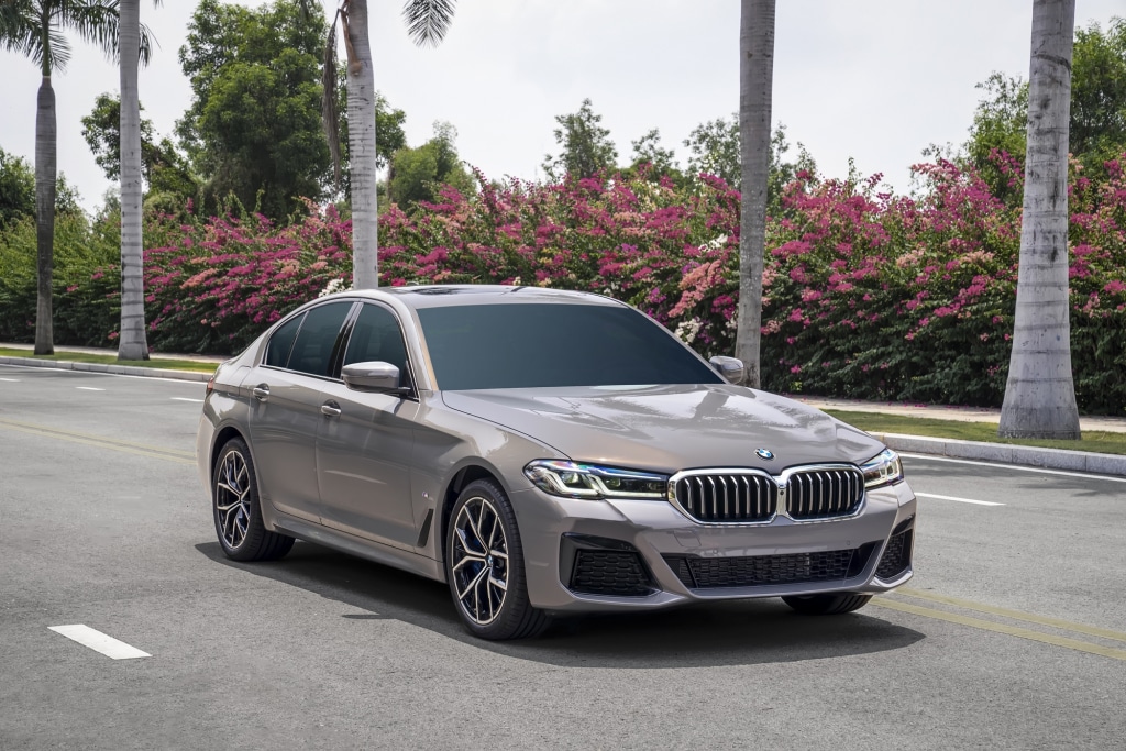 Đánh giá chi tiết xe BMW Series 5 2022