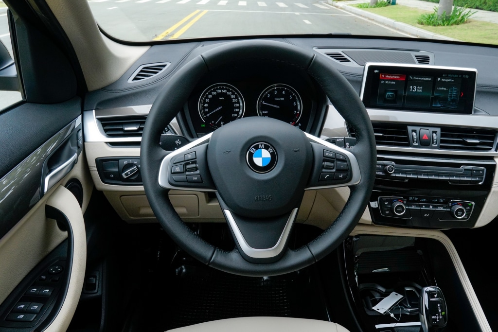 Đánh giá chi tiết xe BMW X1 2022