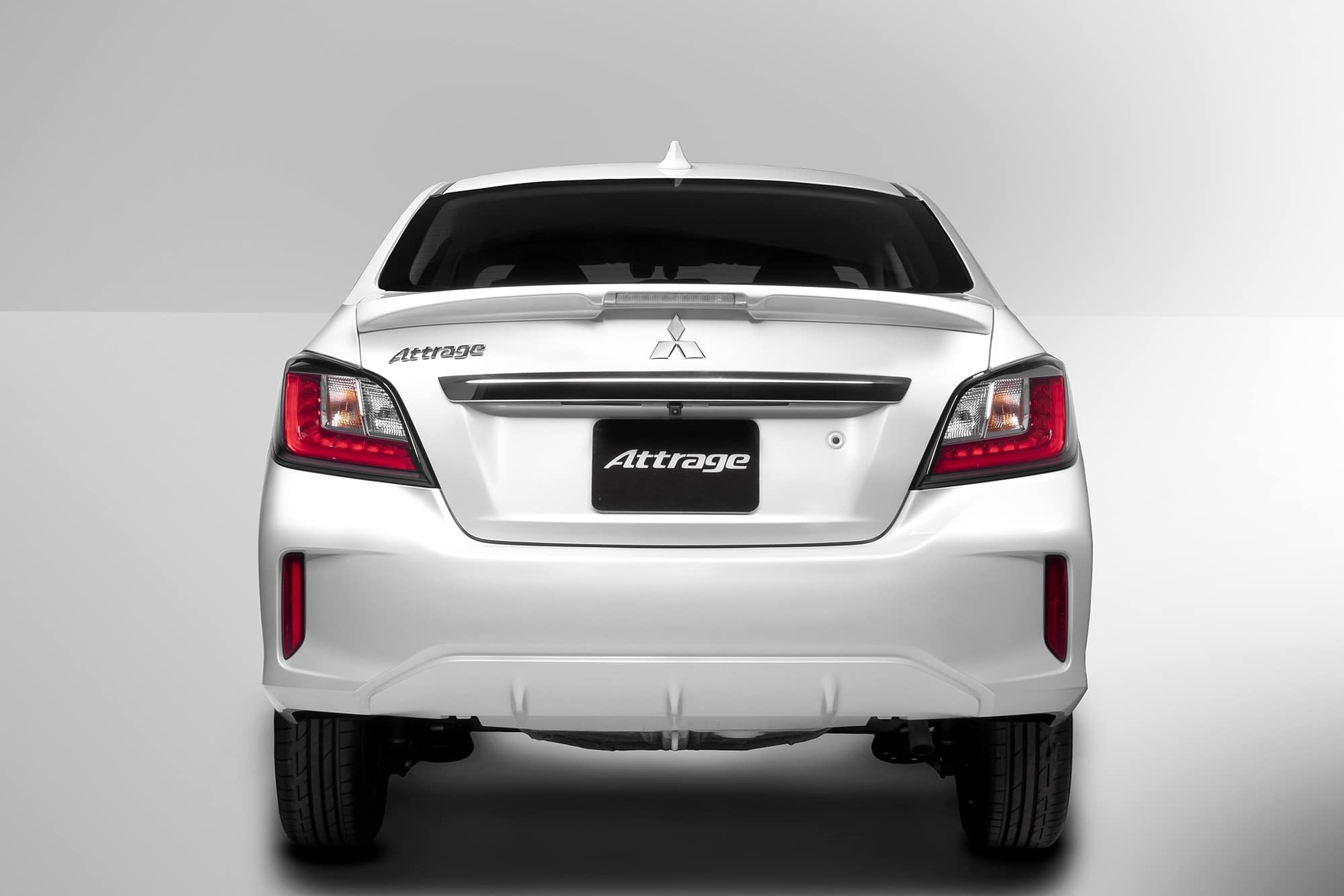 Đánh giá chi tiết xe Mitsubishi Attrage 2022