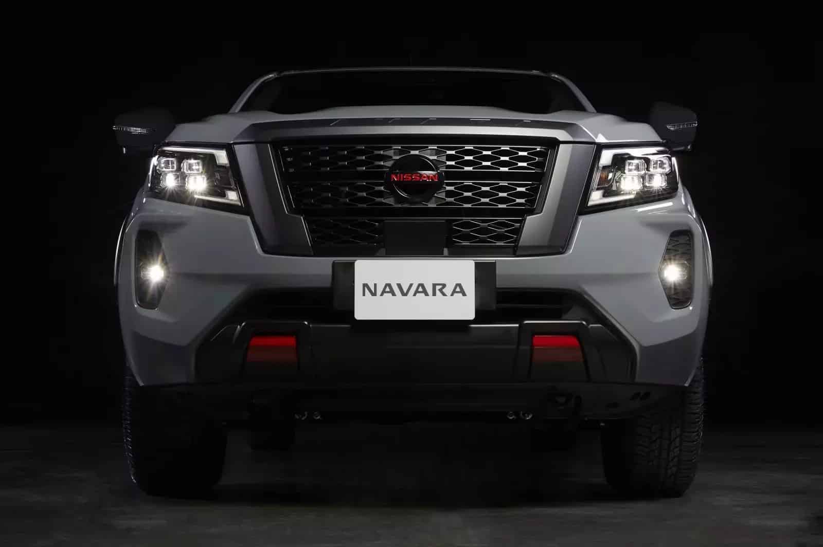Đánh giá chi tiết xe Nissan Navara 2022