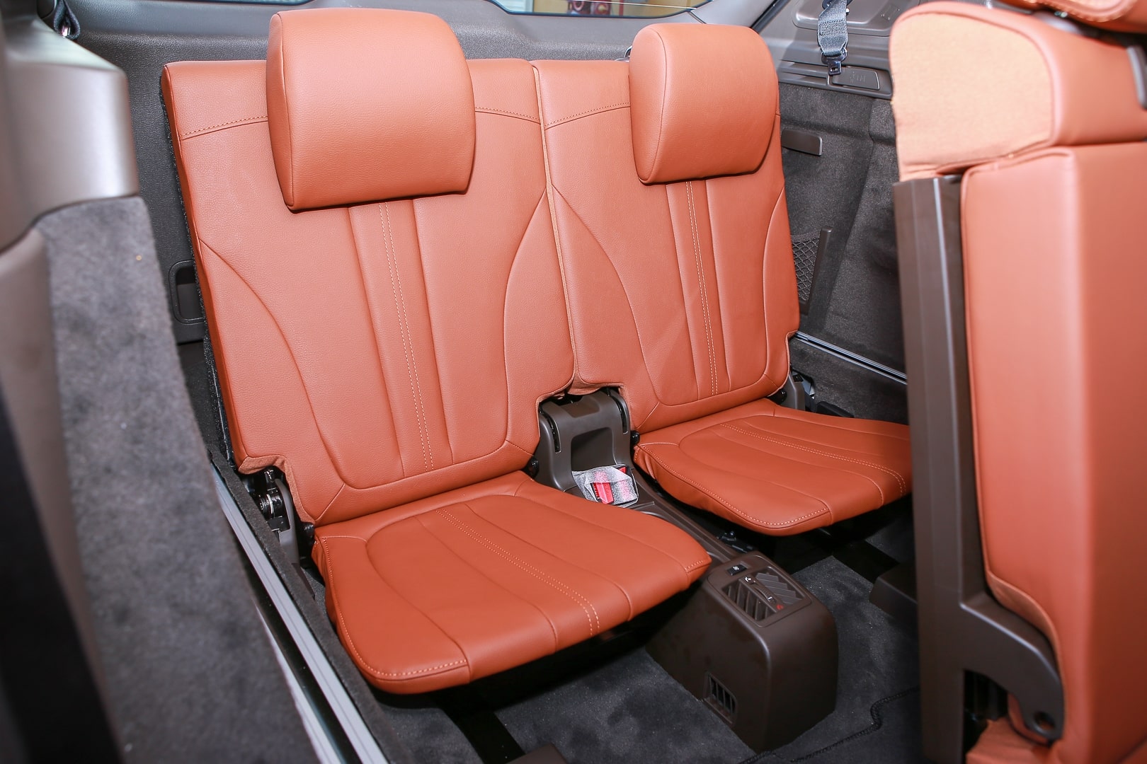 Đánh giá chi tiết xe VinFast Lux SA2.0 2022