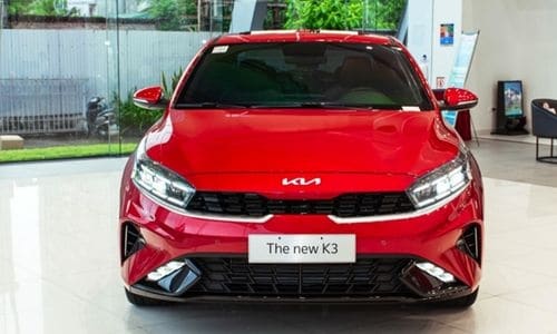 Mua sedan hạng C tầm 700 triệu - Chọn Honda Civic 2022 hay Kia K3?